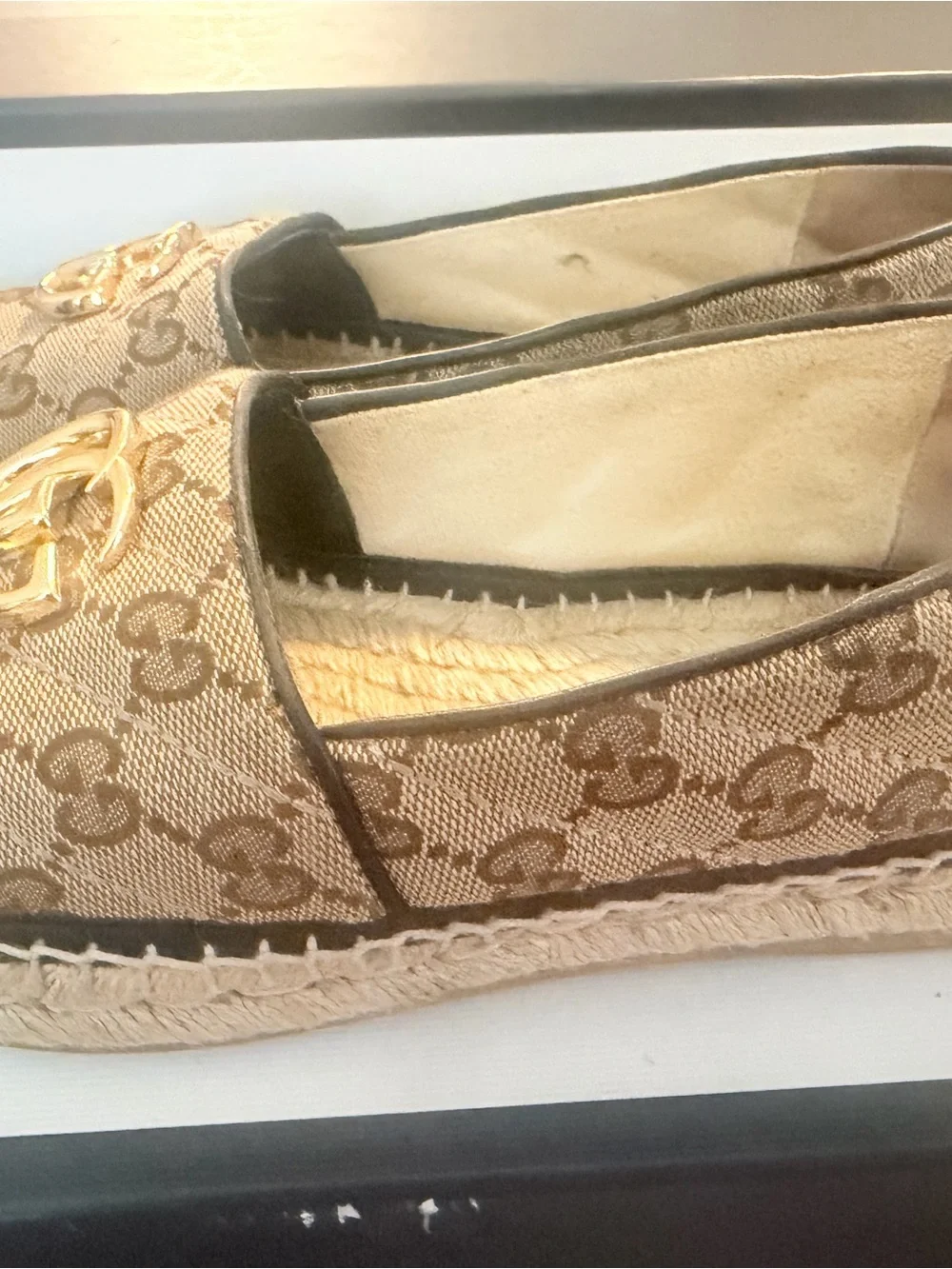 Gucci espadrille flats